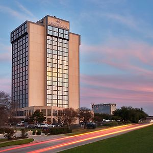 Crowne Plaza Dallas Market Ctr - Love Field, An Ihg Hotel